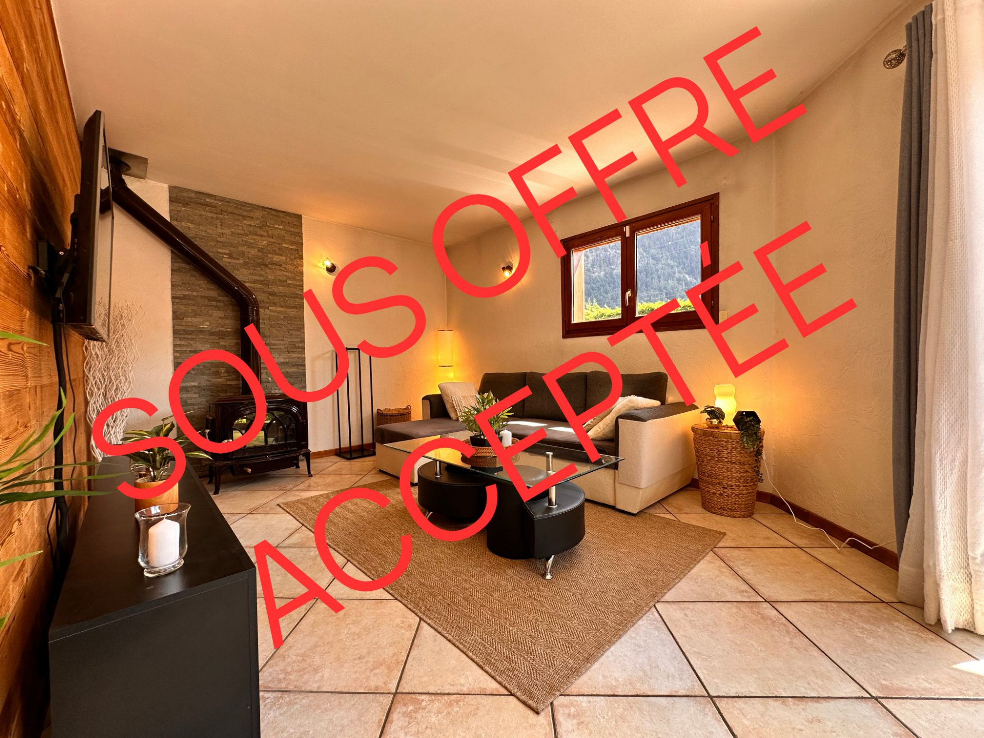 Maison à vendre à Scionzier, 116 m²