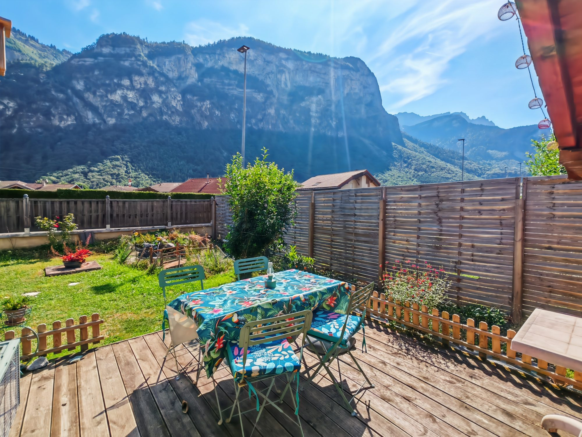 Family home of 115 m². Mountain view and quiet neighborhood 3