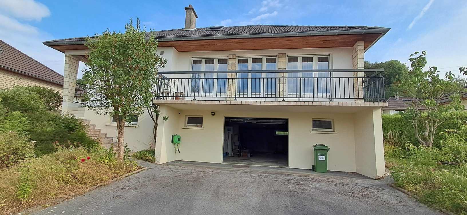 Maison à vendre à Aiglemont, 132 m²