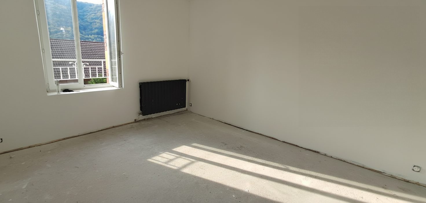 Maison à vendre à Nouzonville, 110 m²