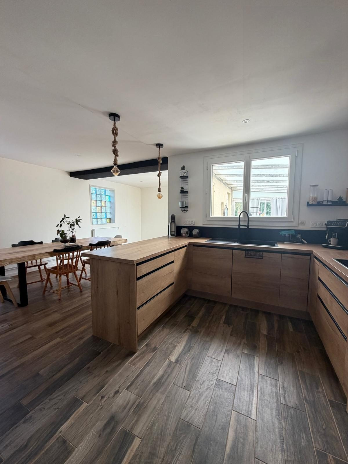 Maison à vendre à Rochefort, 126 m²