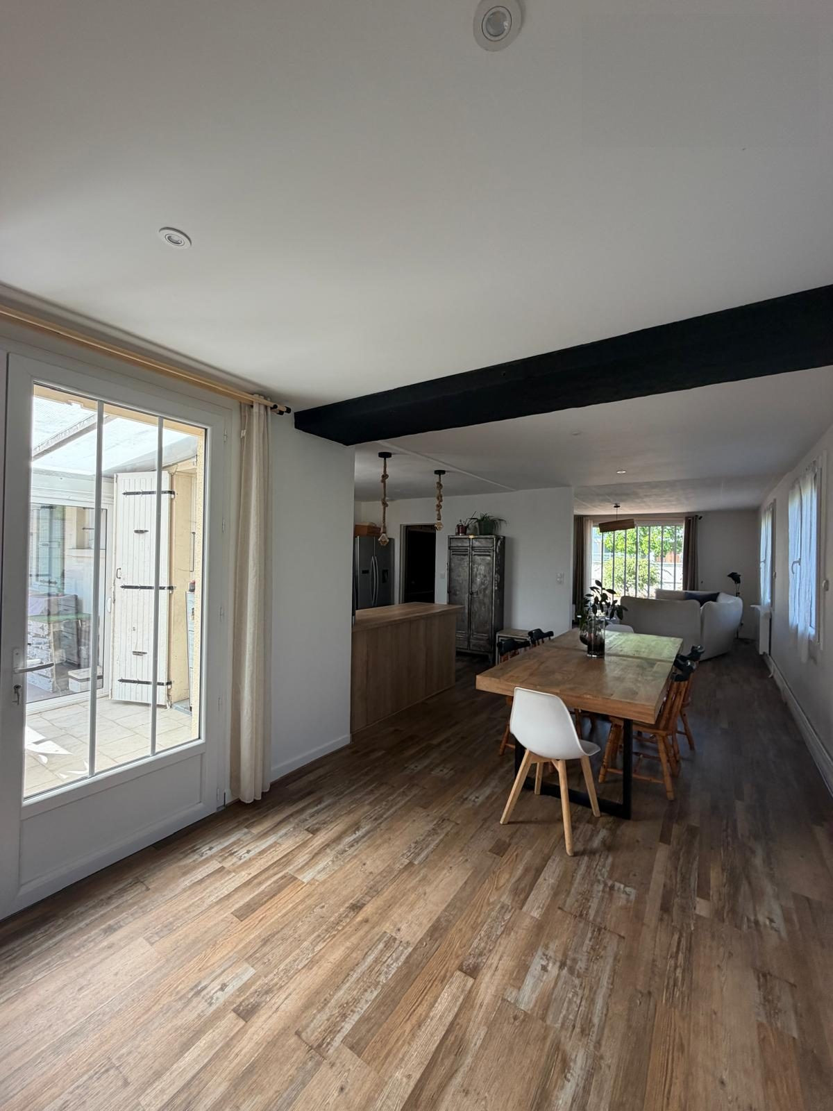 Maison à vendre à Rochefort, 126 m²