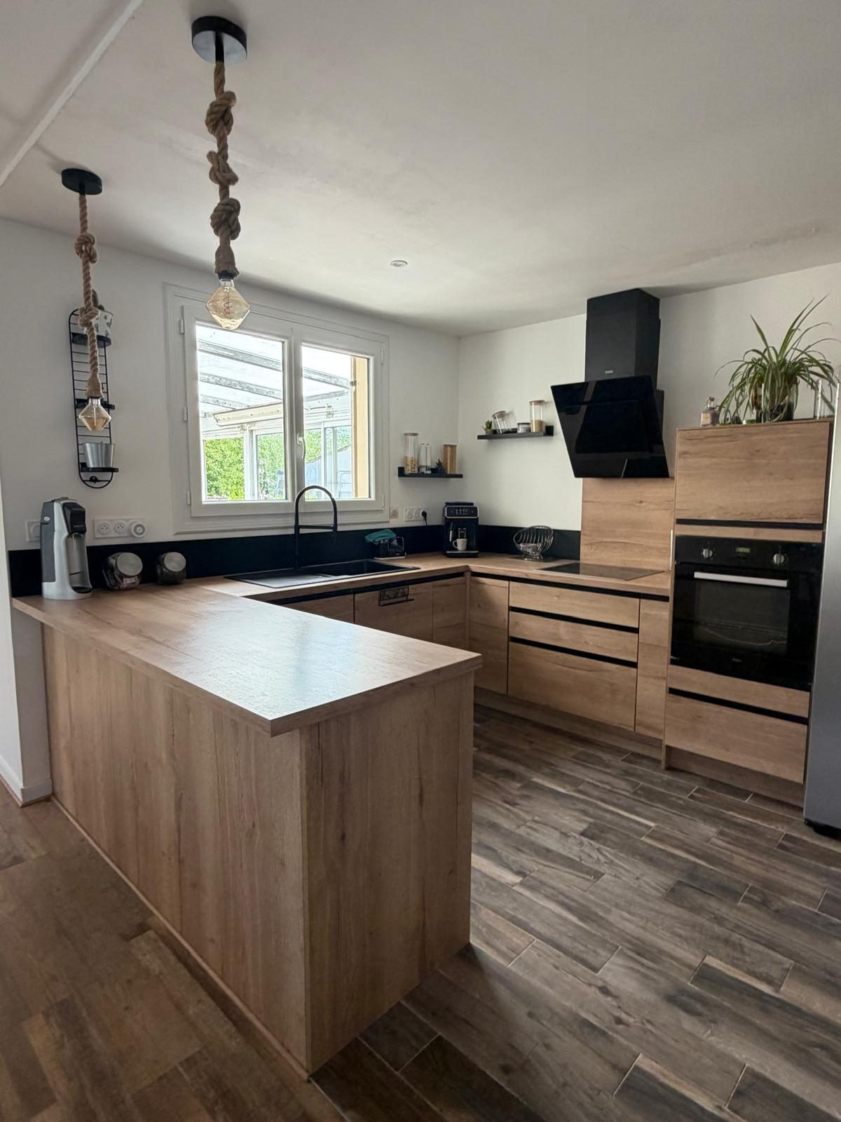 Maison à vendre à Rochefort, 126 m²