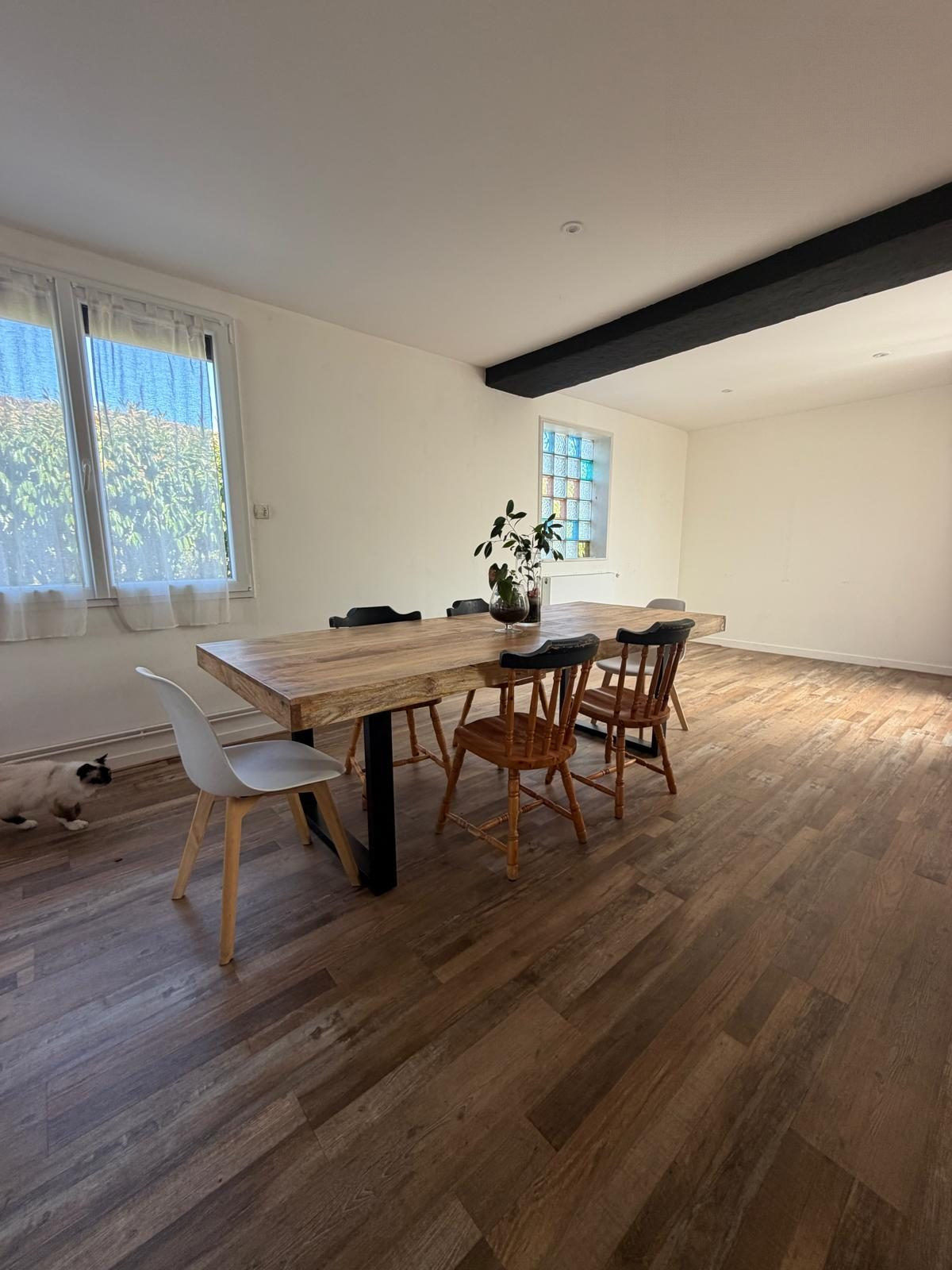 Maison à vendre à Rochefort, 126 m²