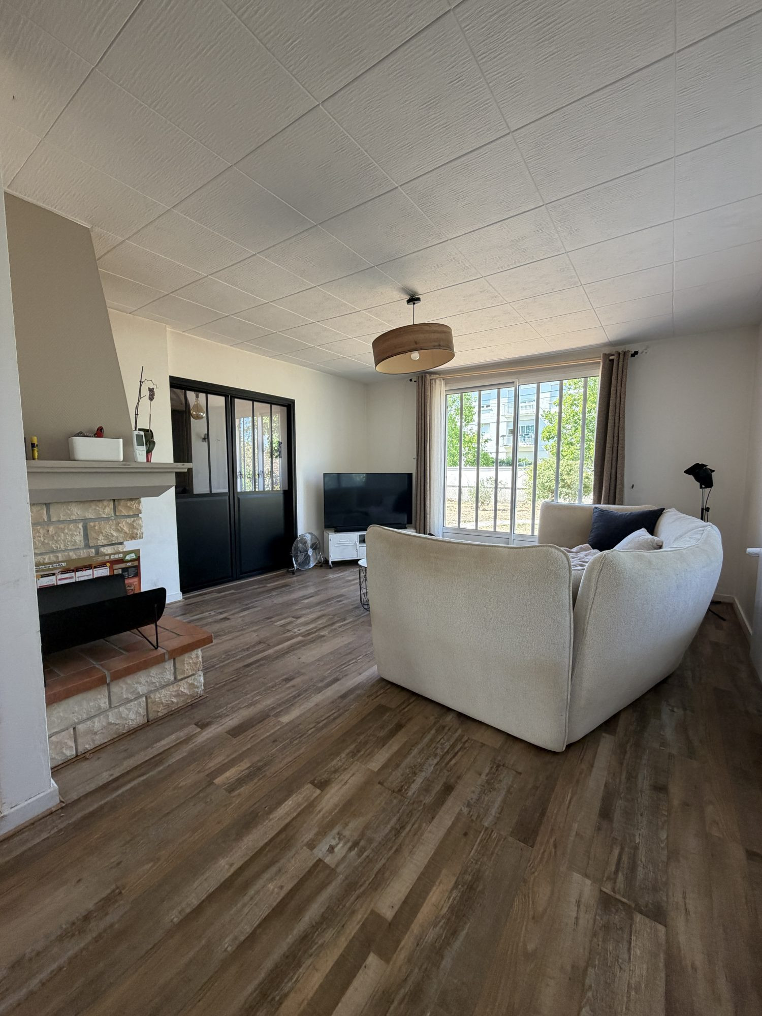 Plain-pied star : 126 m² lumineux, 3 chambres & jardin arboré sans vis-à-vis