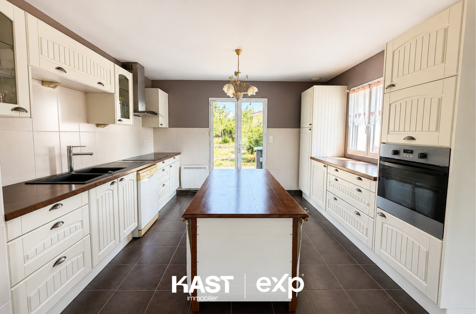 Maison à vendre à Erdeven, 163 m²