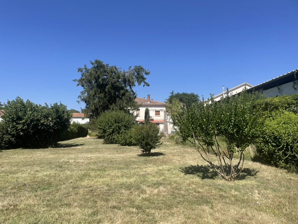 Maison à vendre à Alès, 227 m²