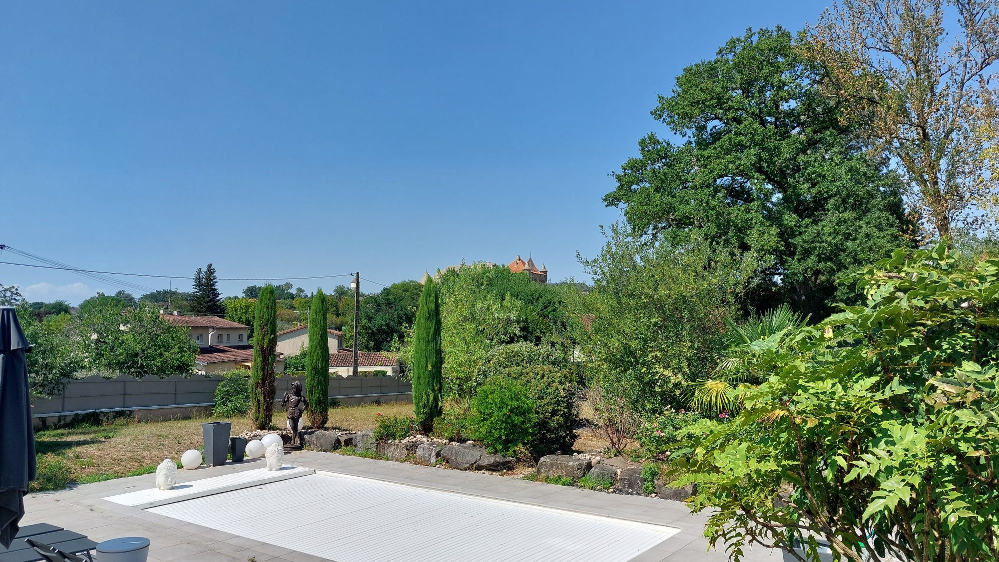 Family villa with heated swimming pool, SPA and castle view, 2,237m² plot. 5