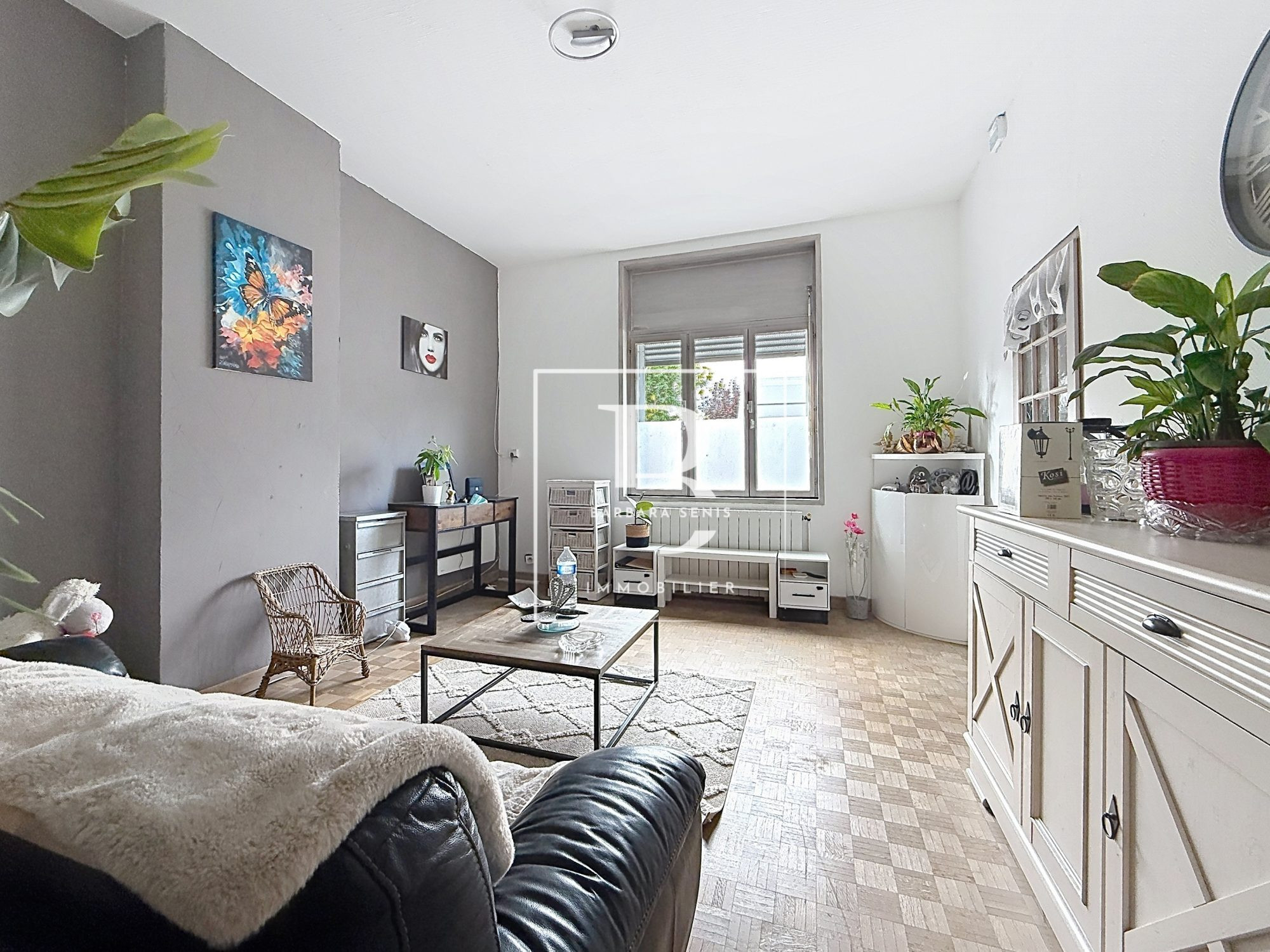 4-Bedroom House with Garden in Dechy 2