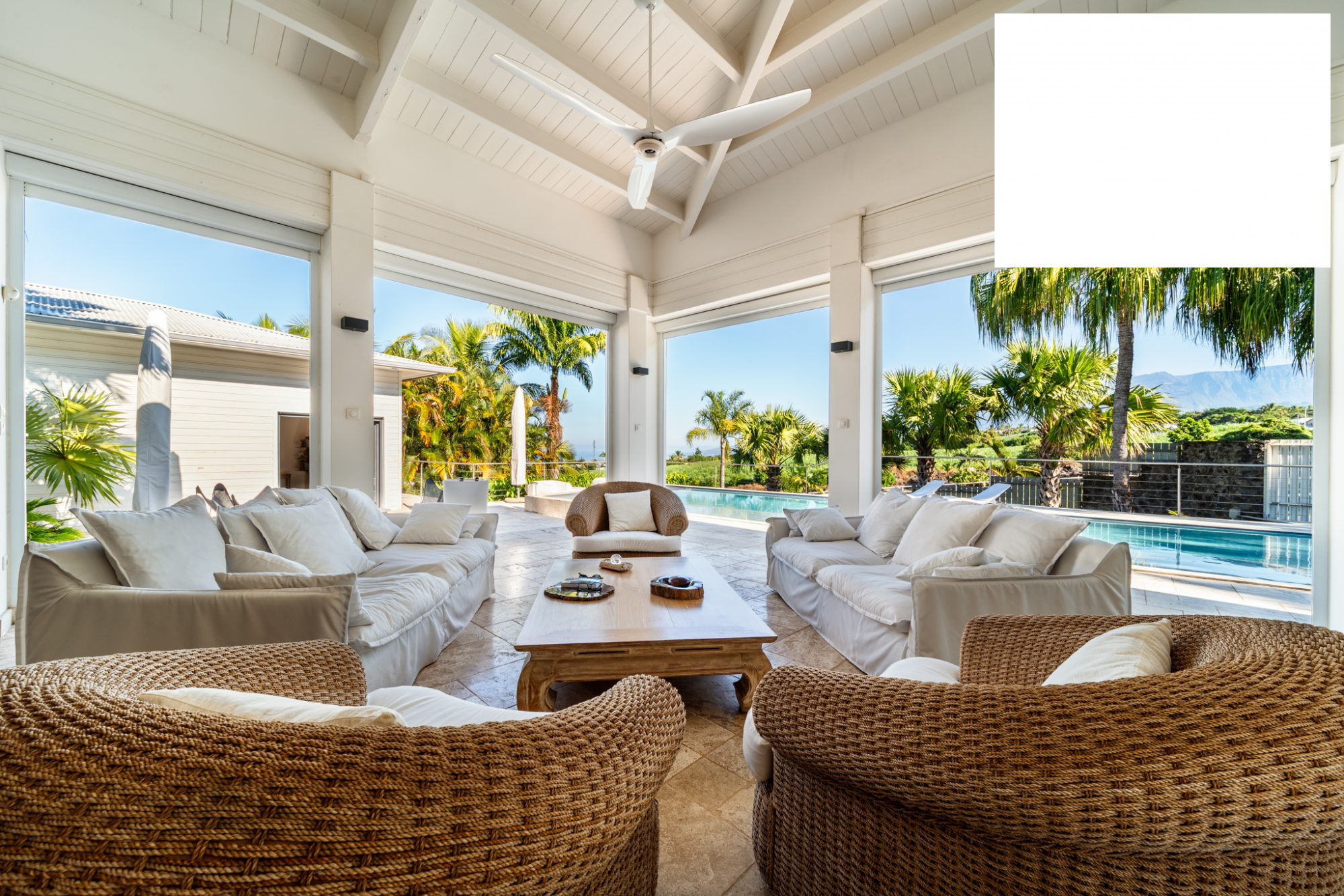 Maison à vendre à Saint-Pierre, 385 m²