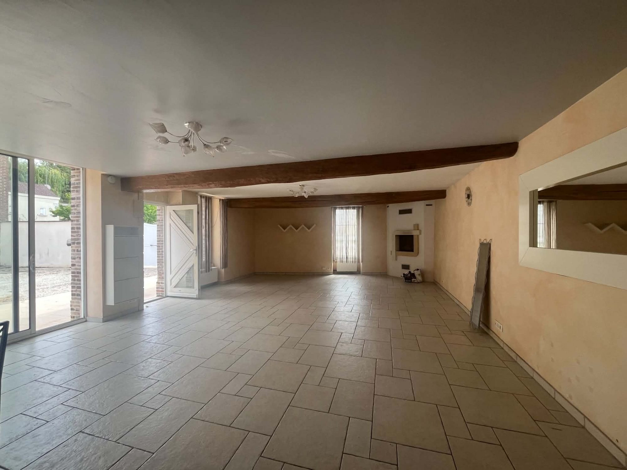 Maison à vendre à Fleury-la-Vallée, 152 m²