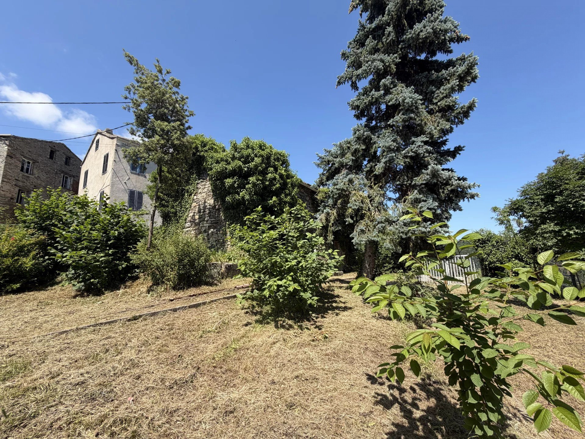 maison de village T3 - 83m2 - non mitoyenne