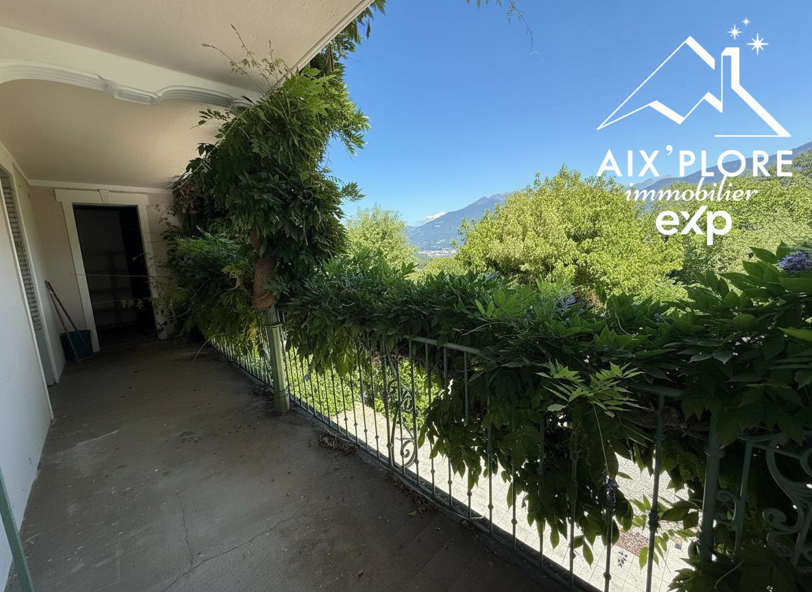 Château à vendre à Verrens-Arvey – 565 m² sur 3 100 m² de terrain