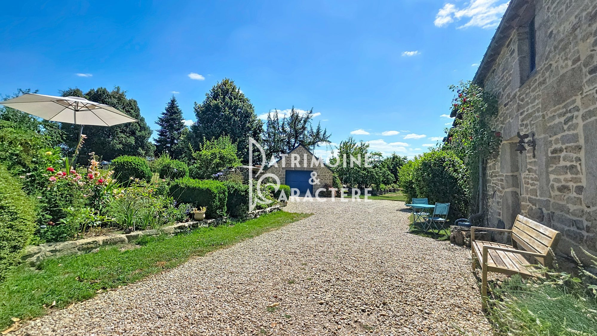 Maison à vendre à Elven, 311 m²