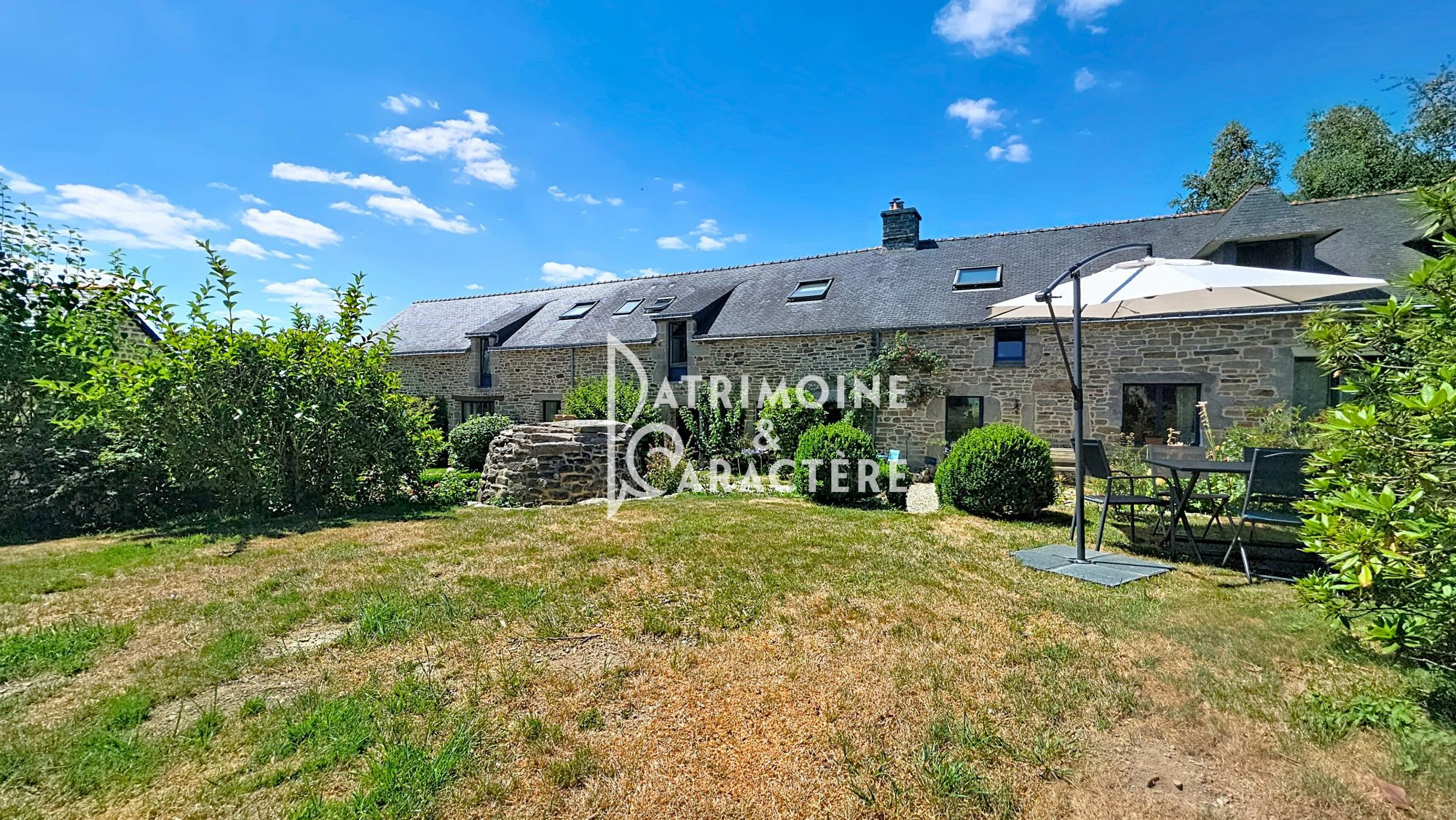 Belle longère rénovée et gîte
