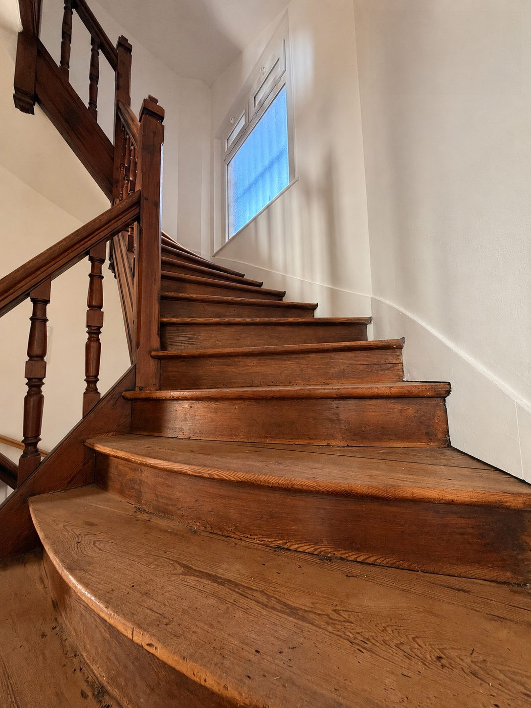 Elegant Bourgeois Manor in the Heart of Dieppe 4