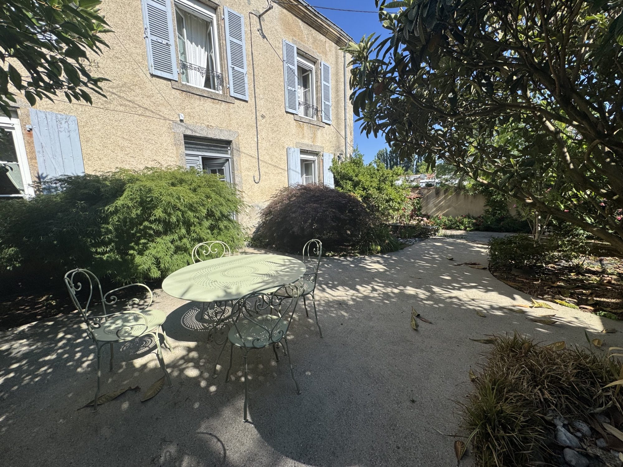 Maison à vendre à Breuil-Barret, 203 m²