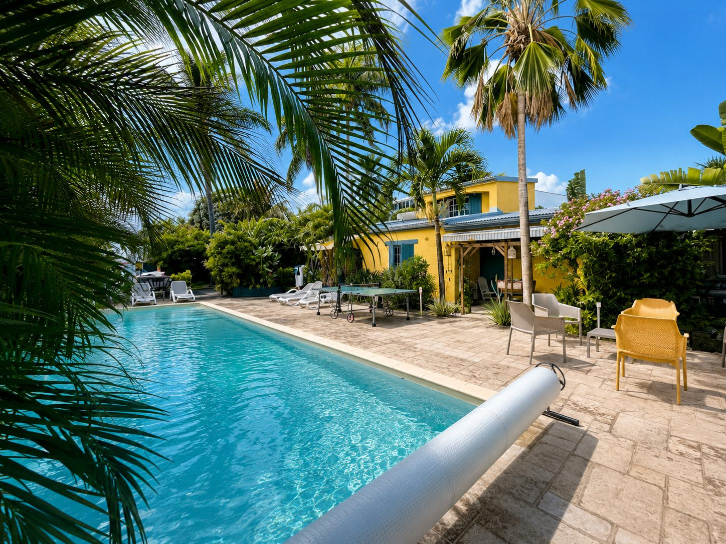 Villa de charme avec 4 gîtes, studio indépendant, piscine chauffée, spa et fort potentiel locatif