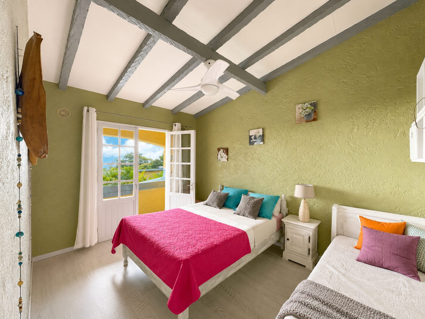 Villa de charme avec 4 gîtes, studio indépendant, piscine chauffée, spa et fort potentiel locatif