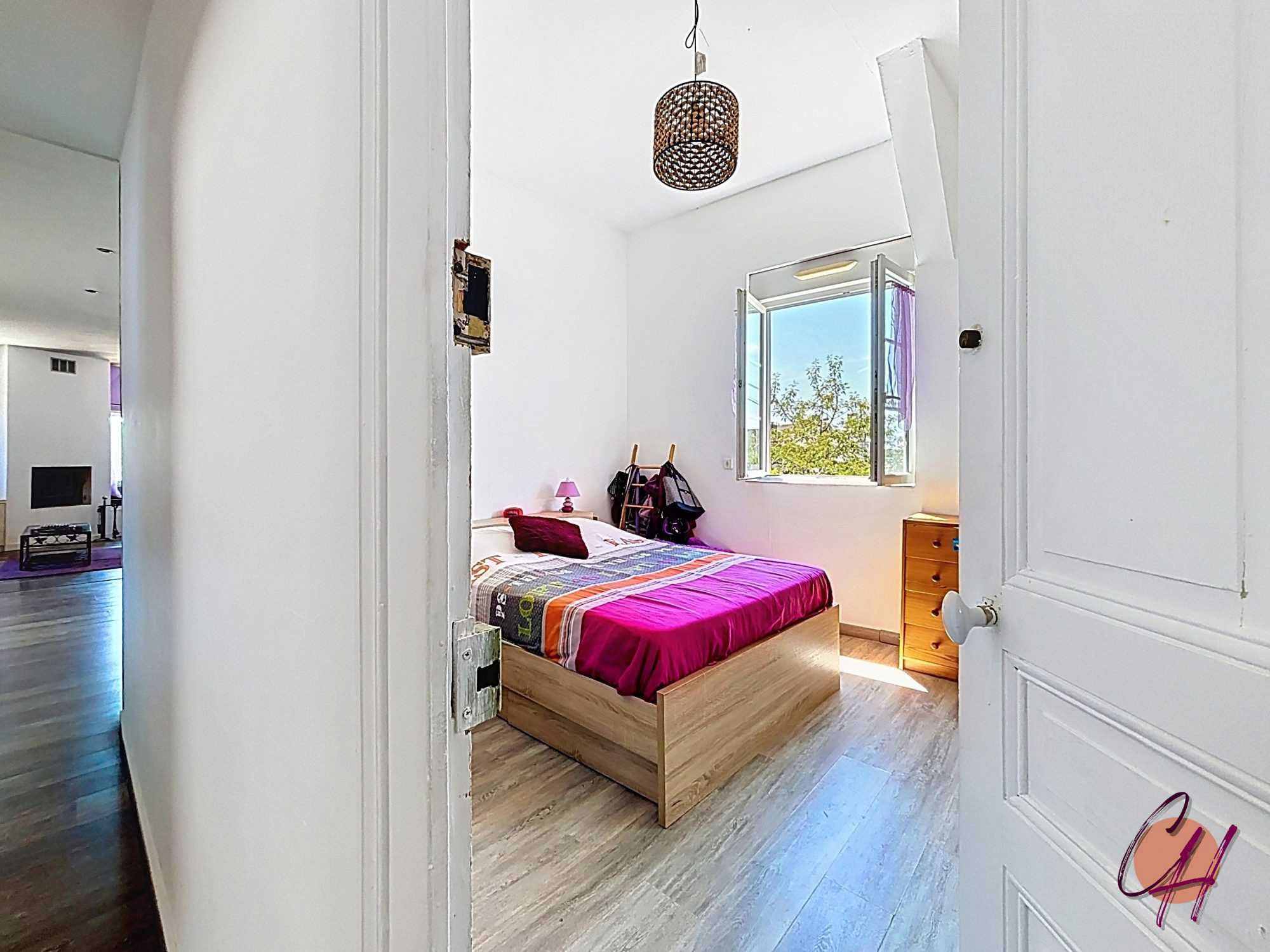 Amboise – Loft 125 m² avec vue Loire et Château, parcelle 244 m², 200 m² aménageables