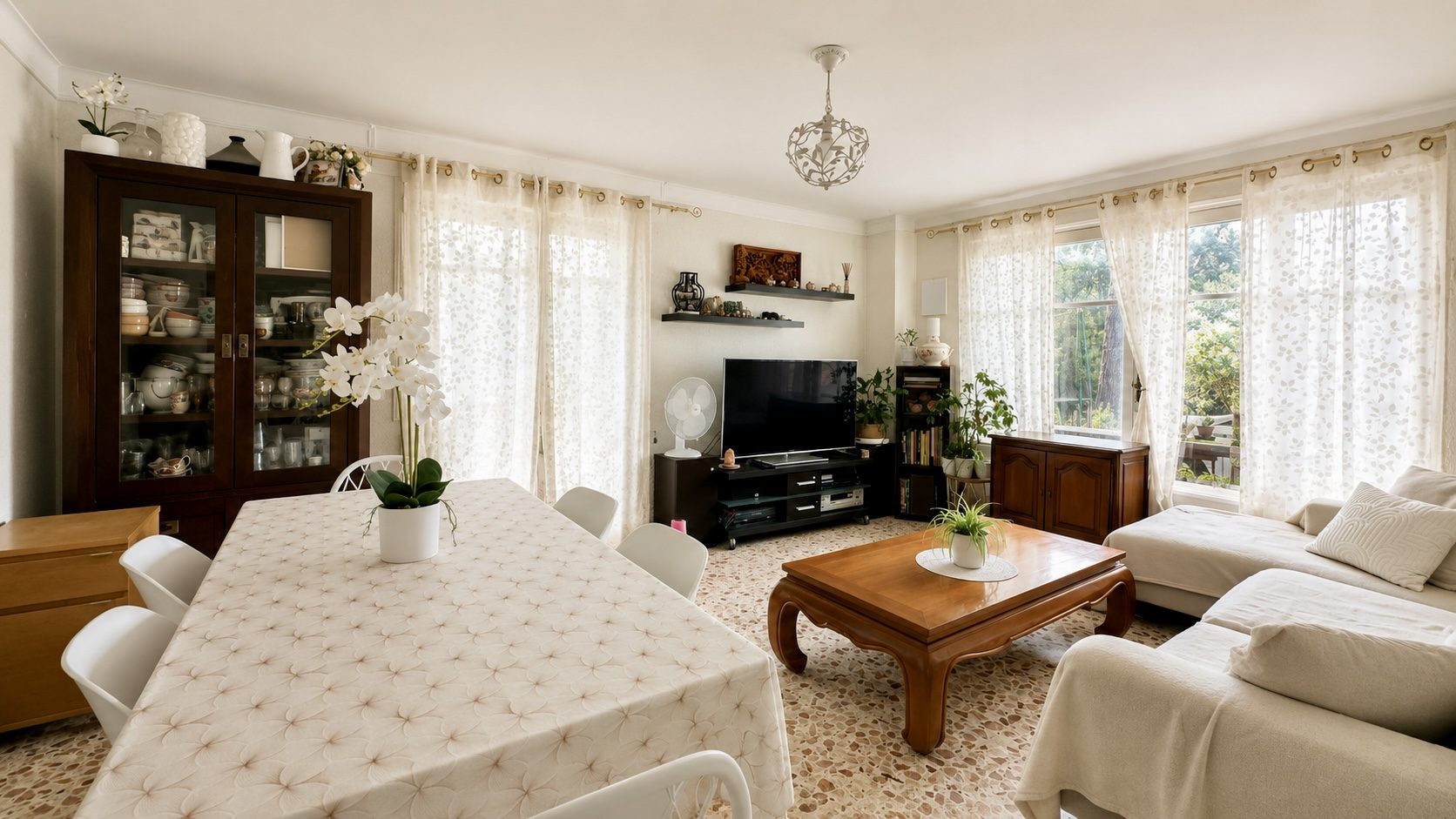 House for sale in Mougins, 211 m²