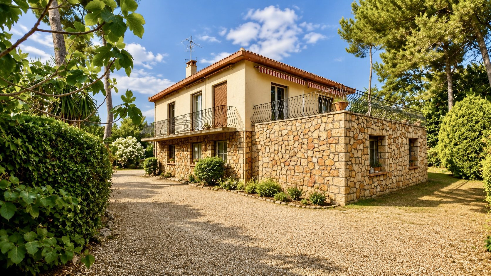 House for sale in Mougins, 211 m²