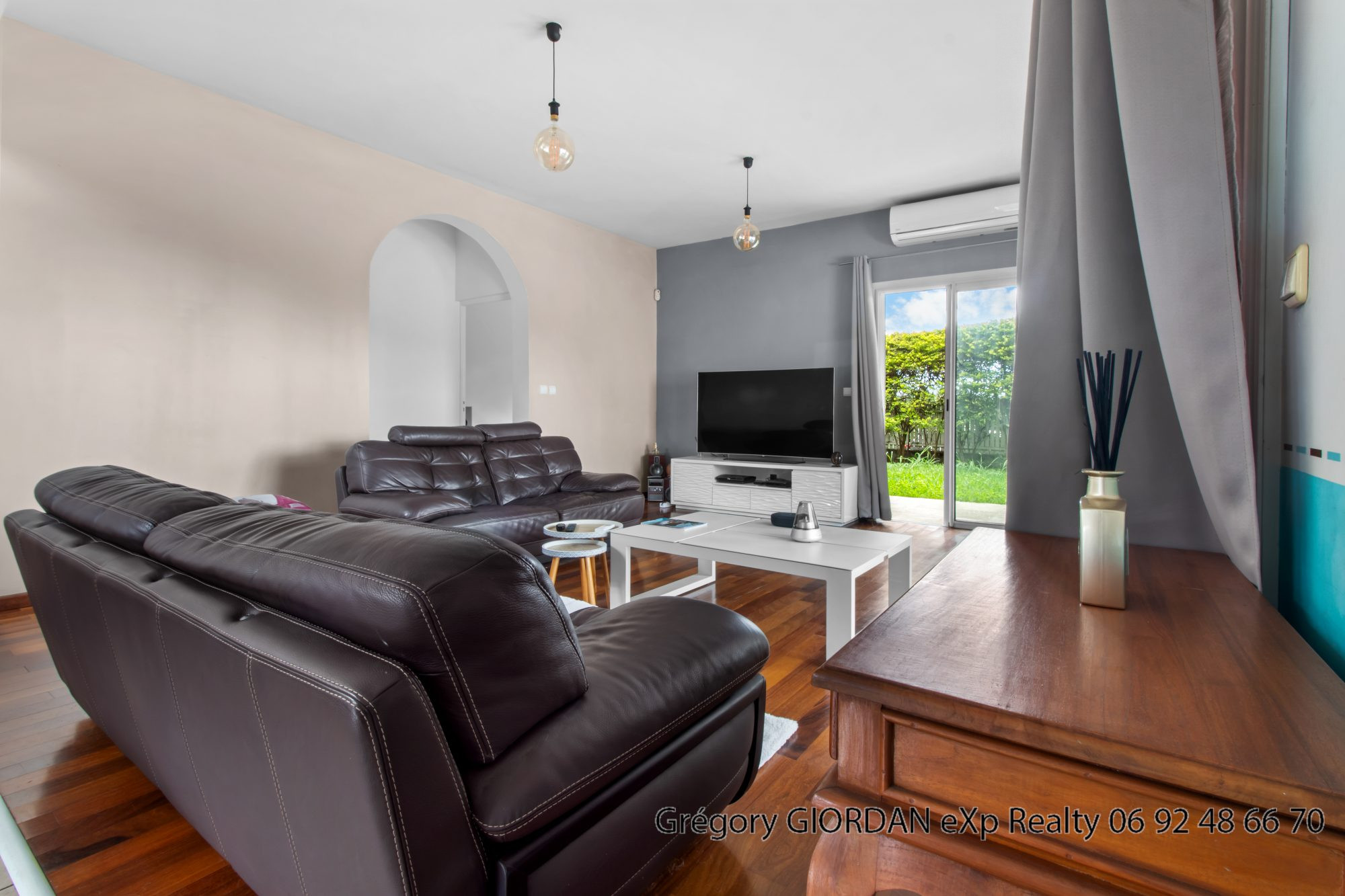 Maison à vendre à Le Tampon, 162 m²