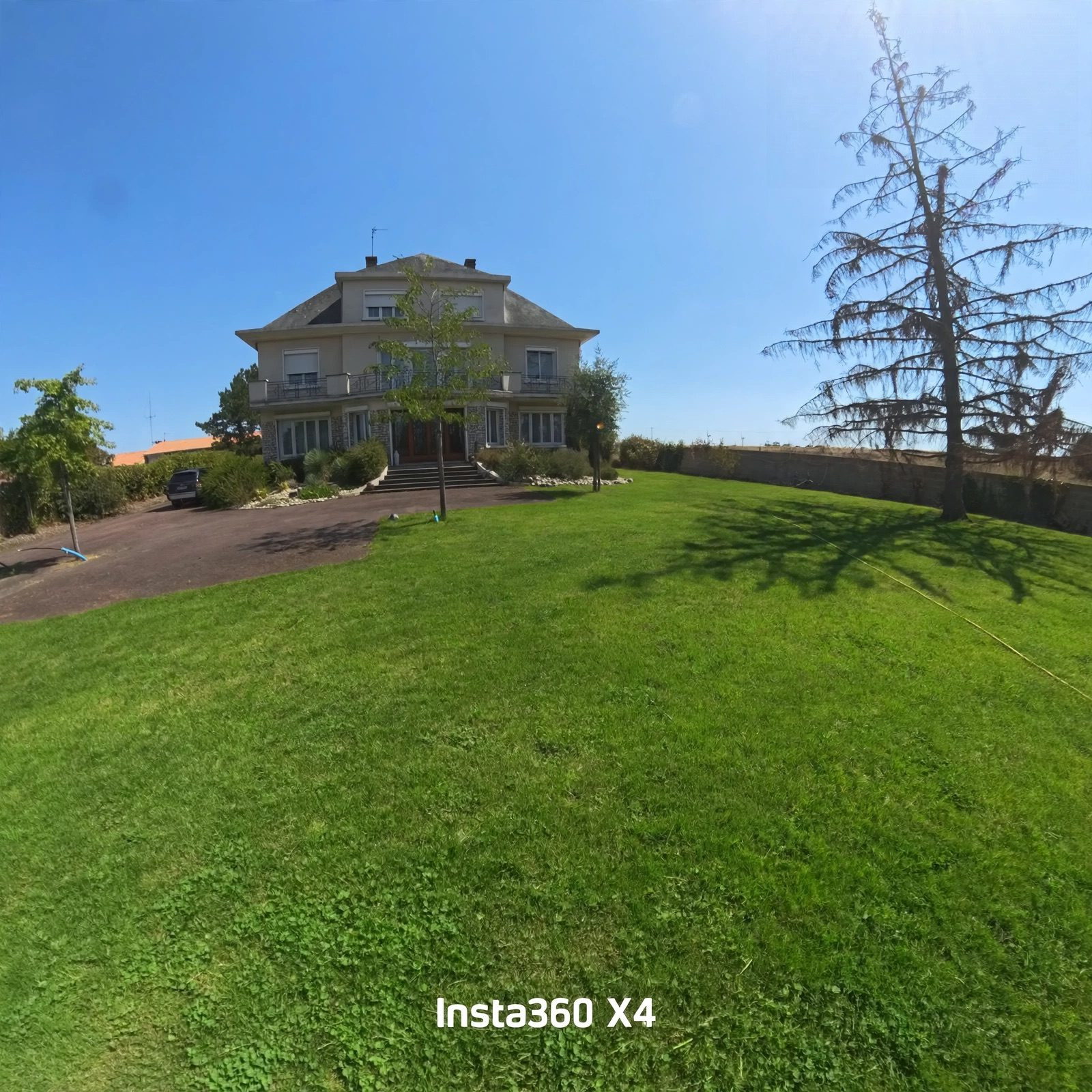 House in Saint-Varent 3