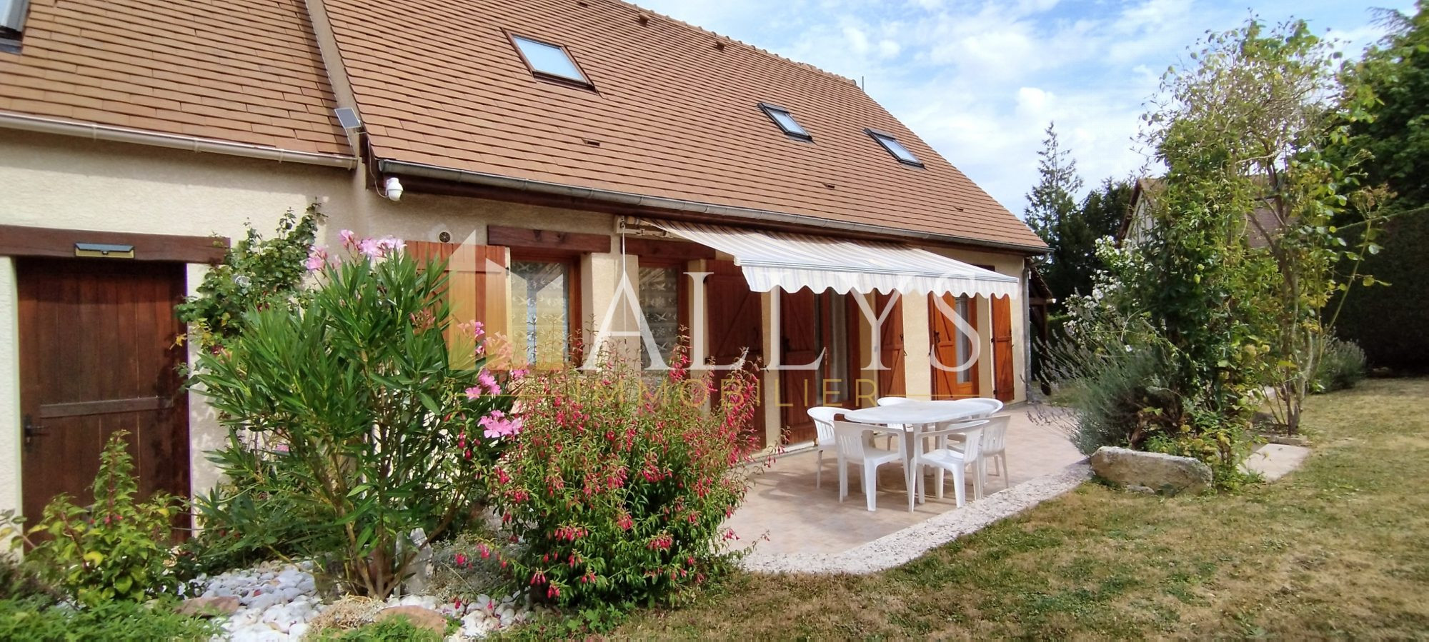 Maison avec 4 chambres et studio