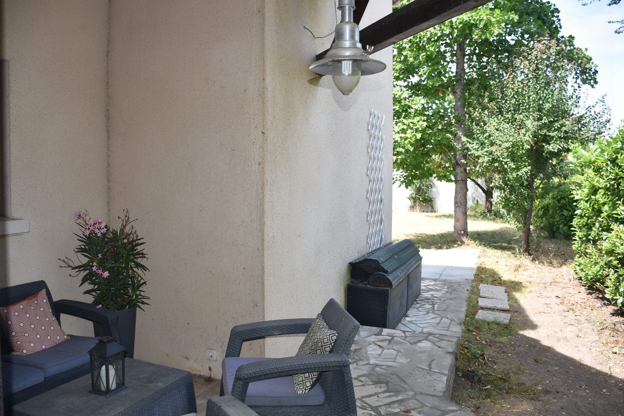 Town House with Garden 5