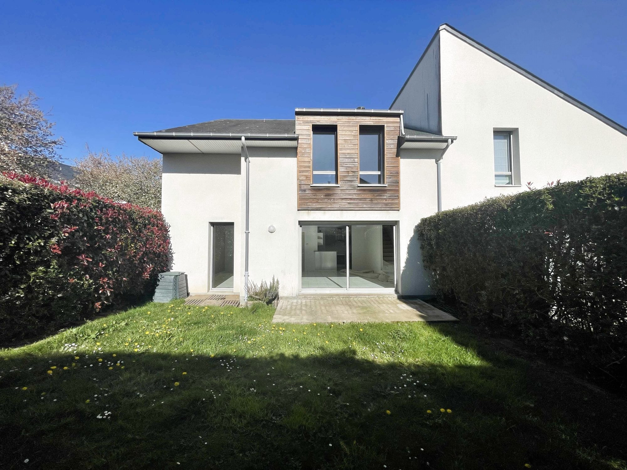 Maison confortable avec sous sol et 4 chambres