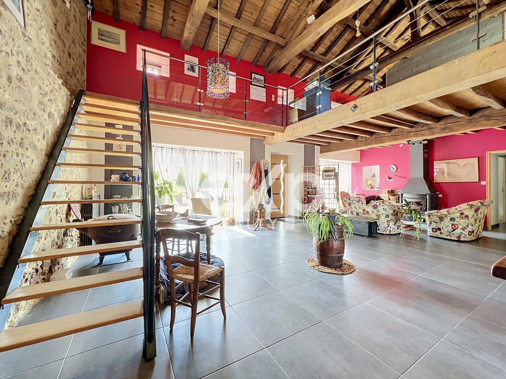 Maison à vendre à Voulmentin, 315 m²