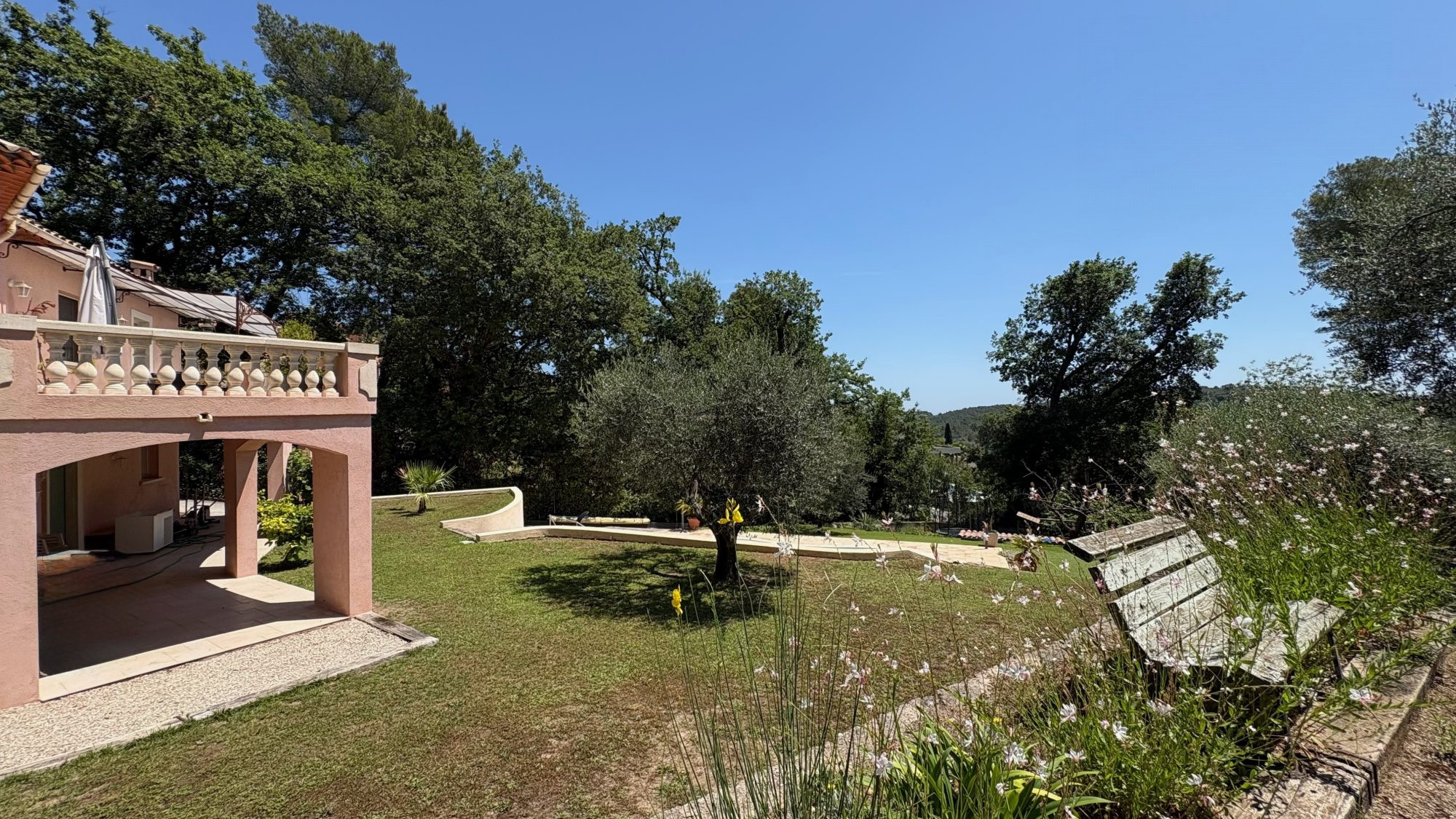 House for sale in Opio, 156 m²