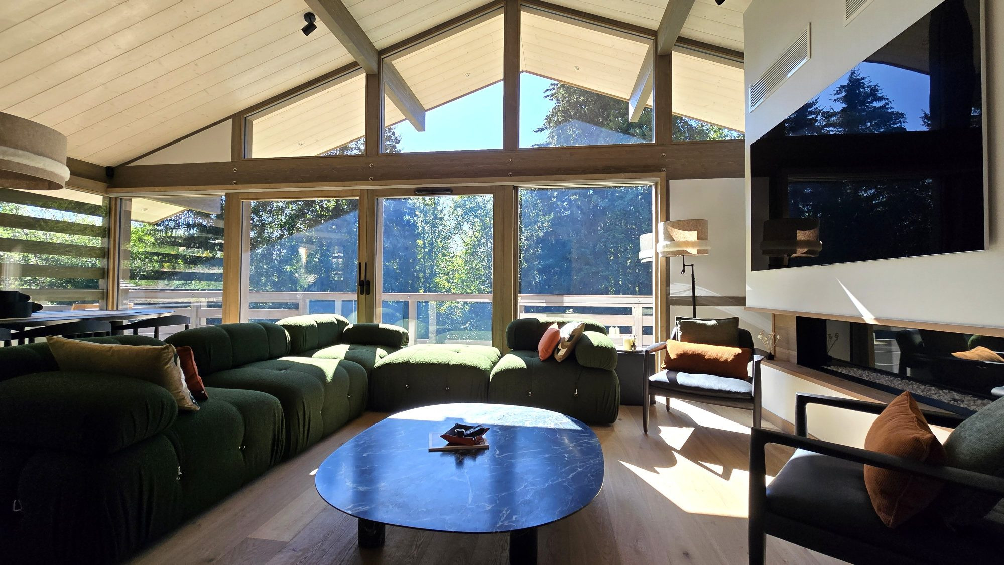 L’élégance alpine, skis aux pieds – Chalet moderne Dunoyer