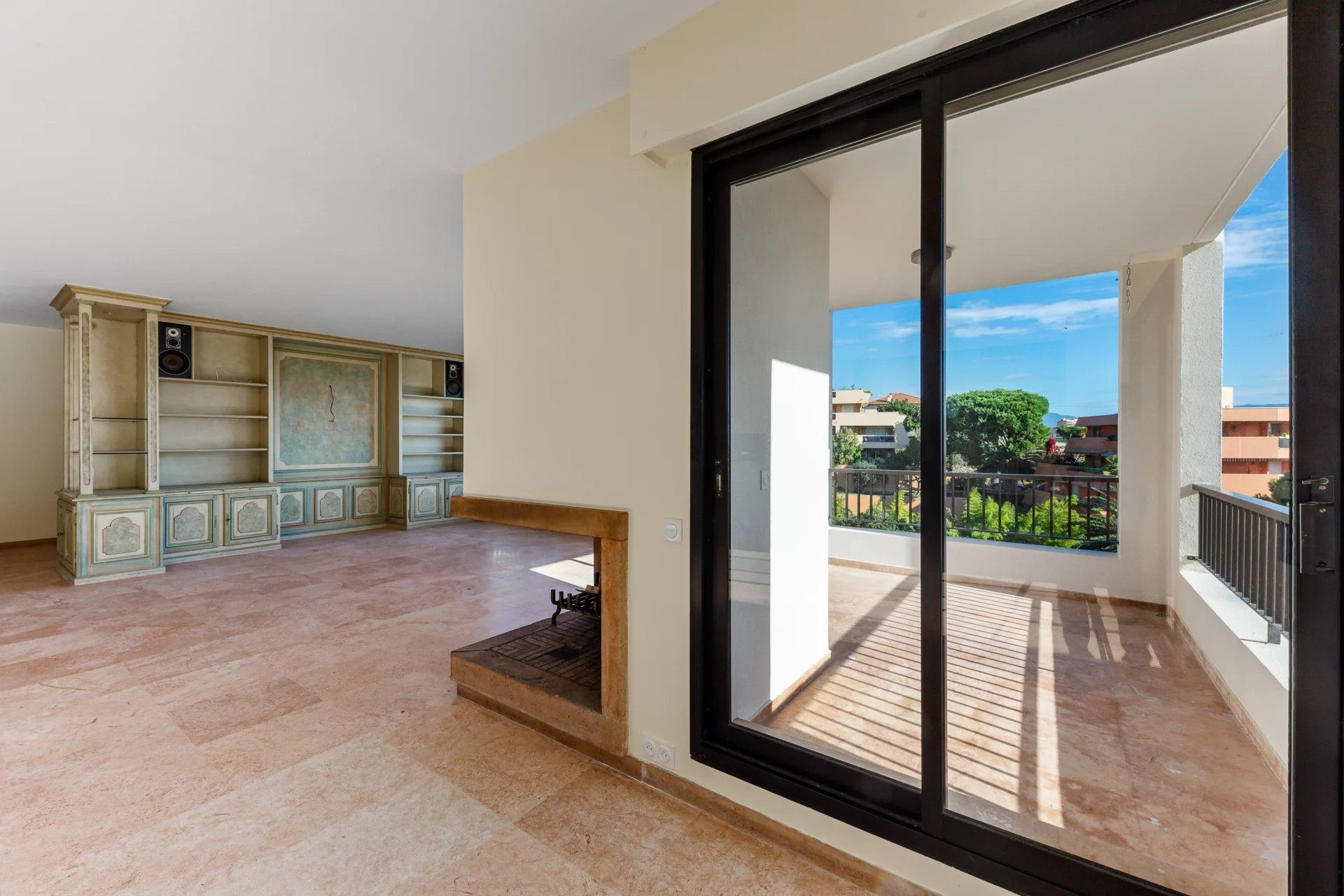 Maison à vendre à Nice, 302 m²