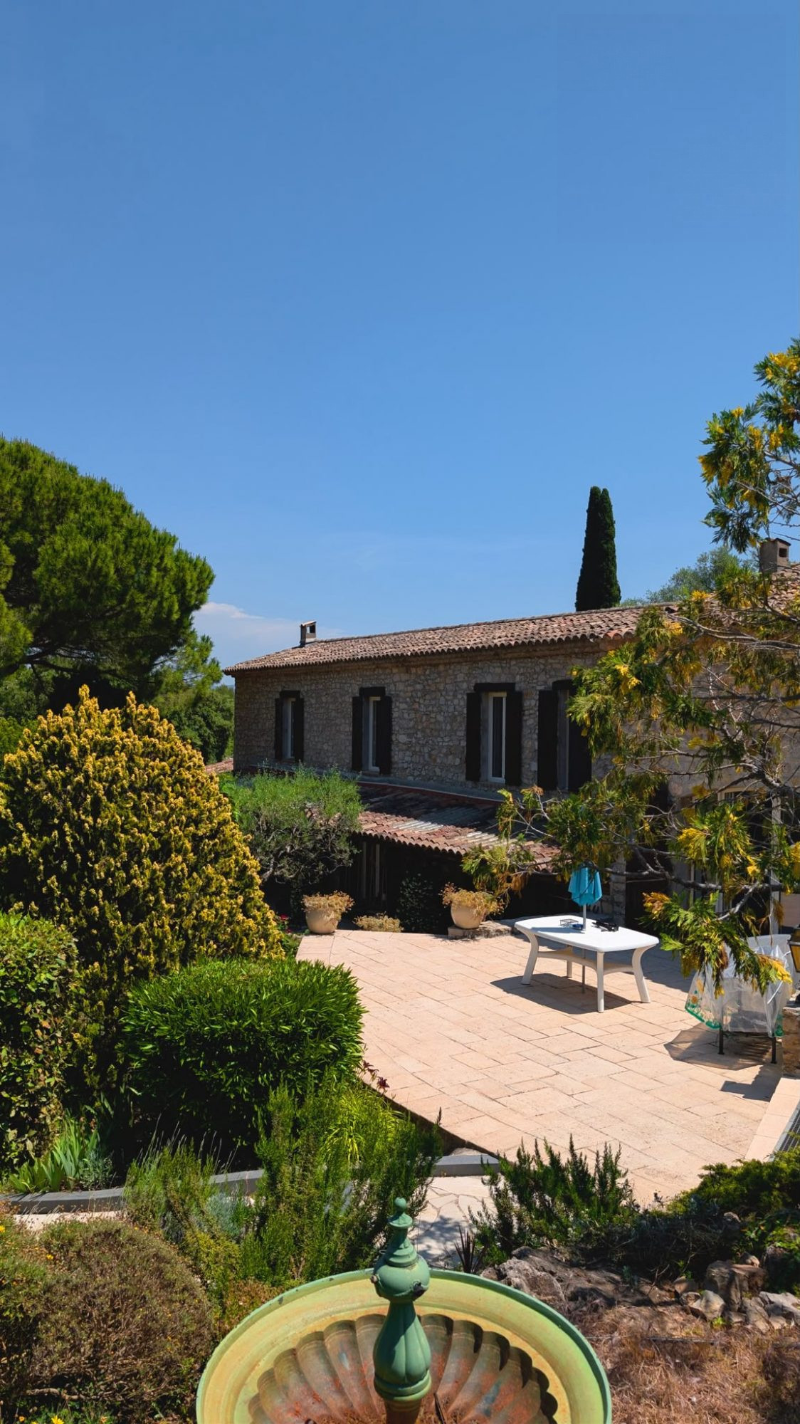 BASTIDE AVEC PISCINE, POOL HOUSE ET APPARTEMENT INDÉPENDANT
