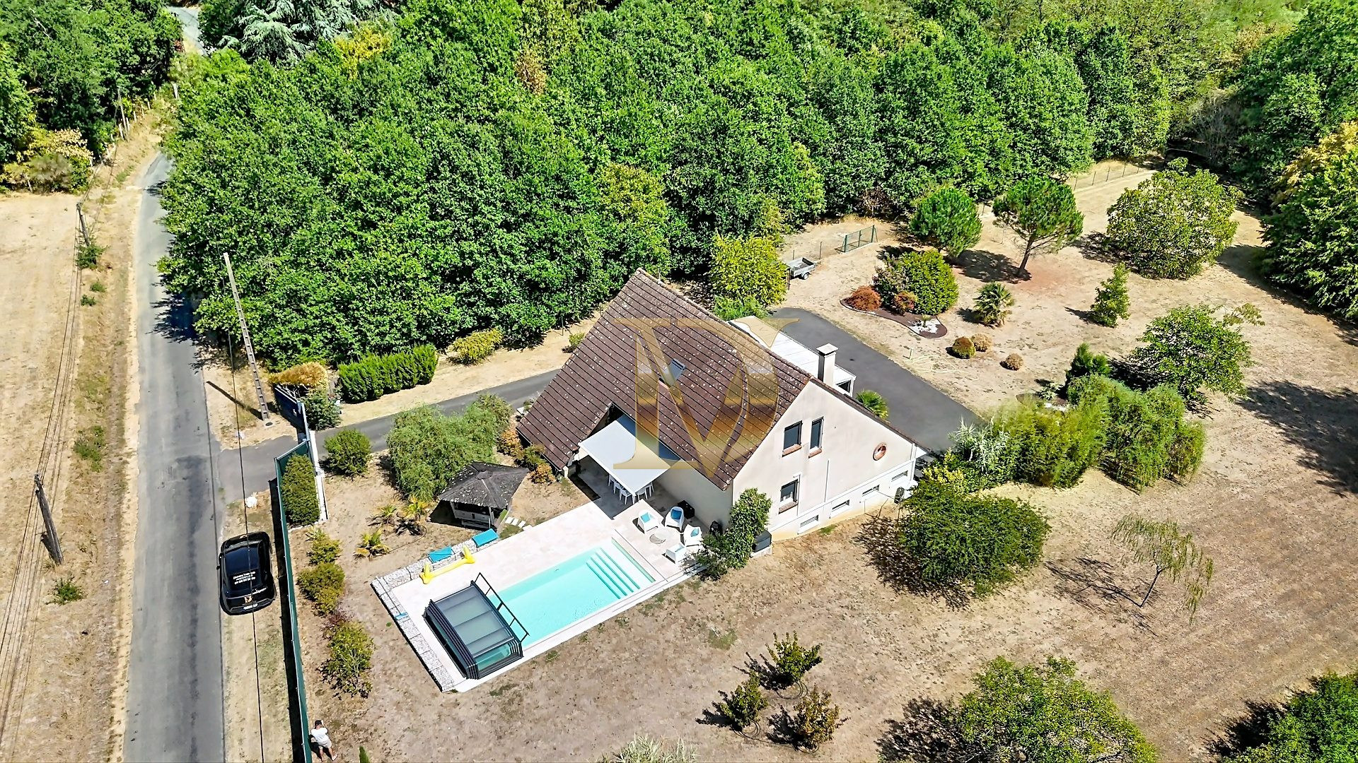 Maison à vendre à Pouillé, 227 m²