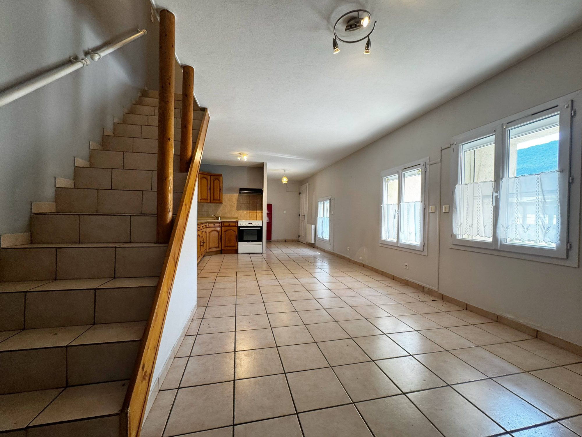Maison à vendre à Lambruisse, 90 m²