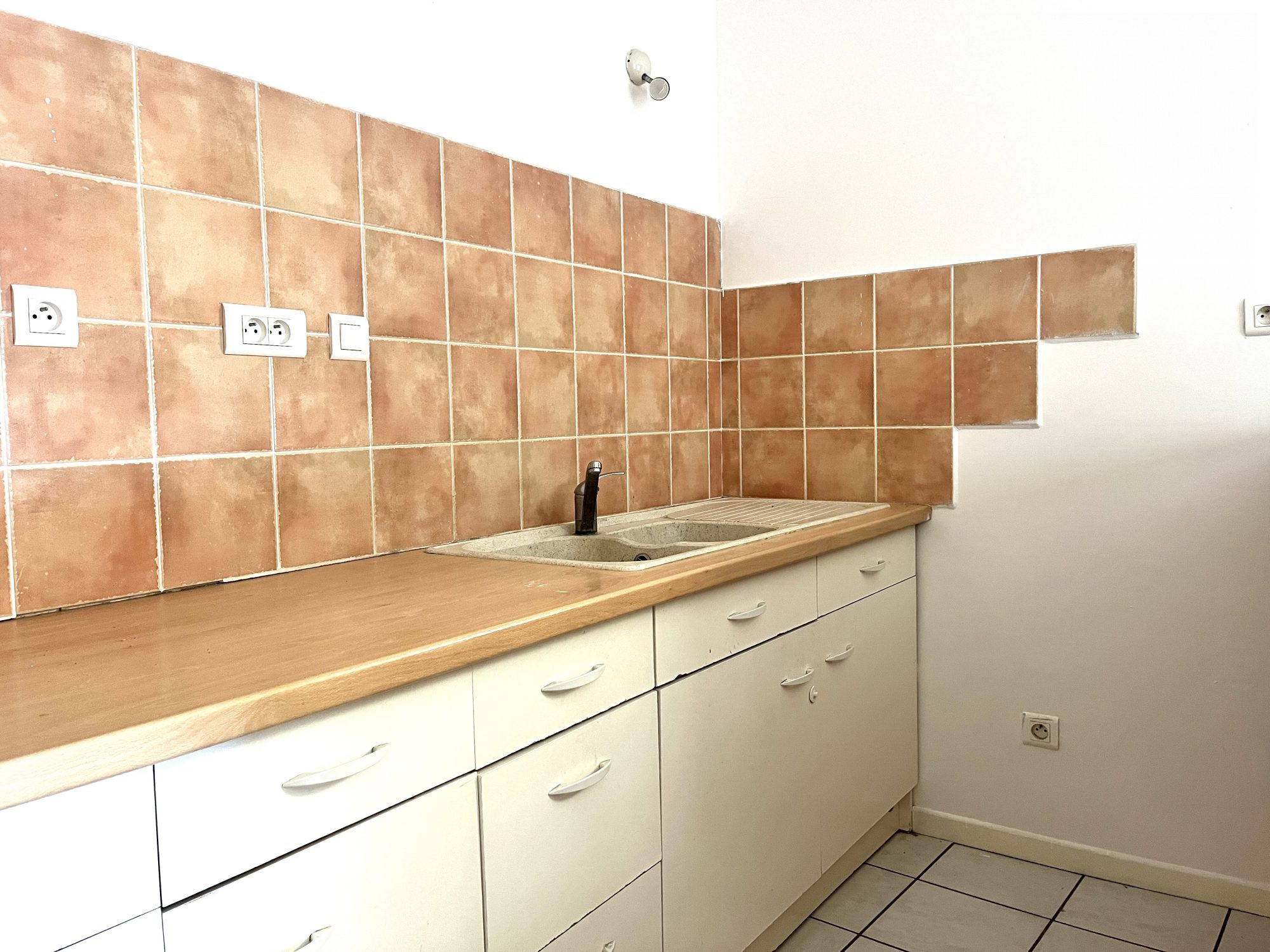 Maison à vendre à Saint-Cyprien, 97 m²