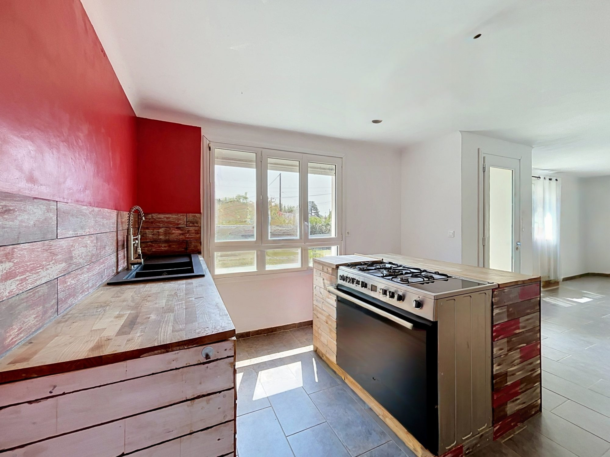 Maison à vendre à Gorges, 122 m²