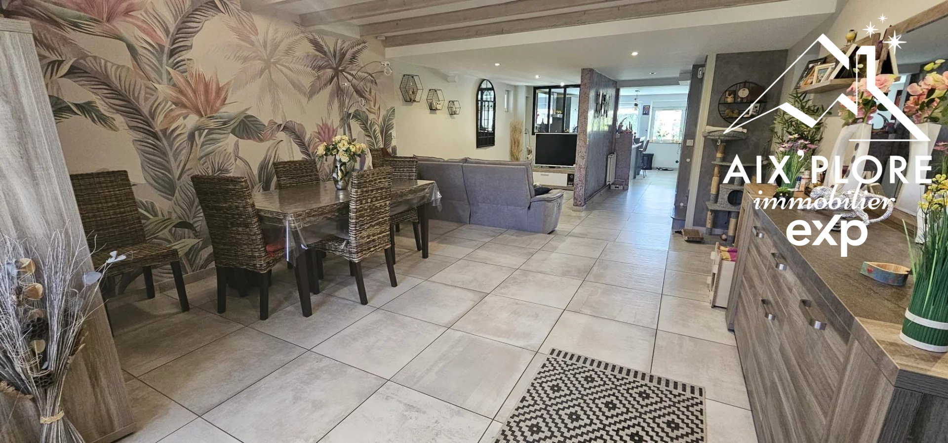 Maison à vendre à Saint-Jean-le-Vieux, 220 m²