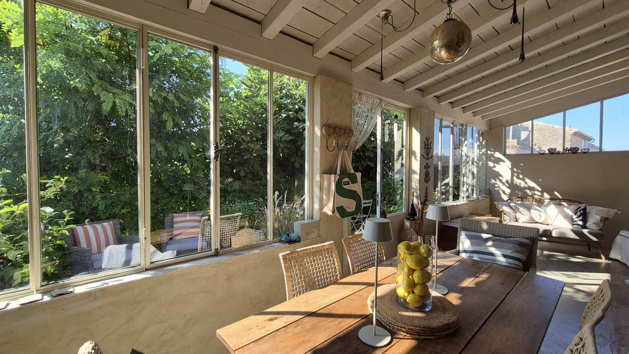 Maison à vendre à Pouzolles, 125 m²