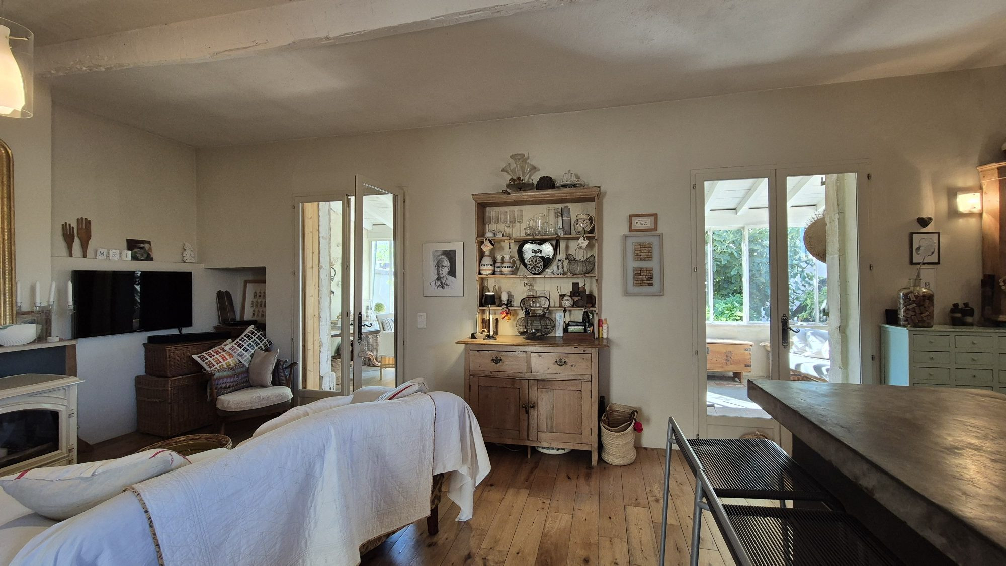 Maison à vendre à Pouzolles, 125 m²