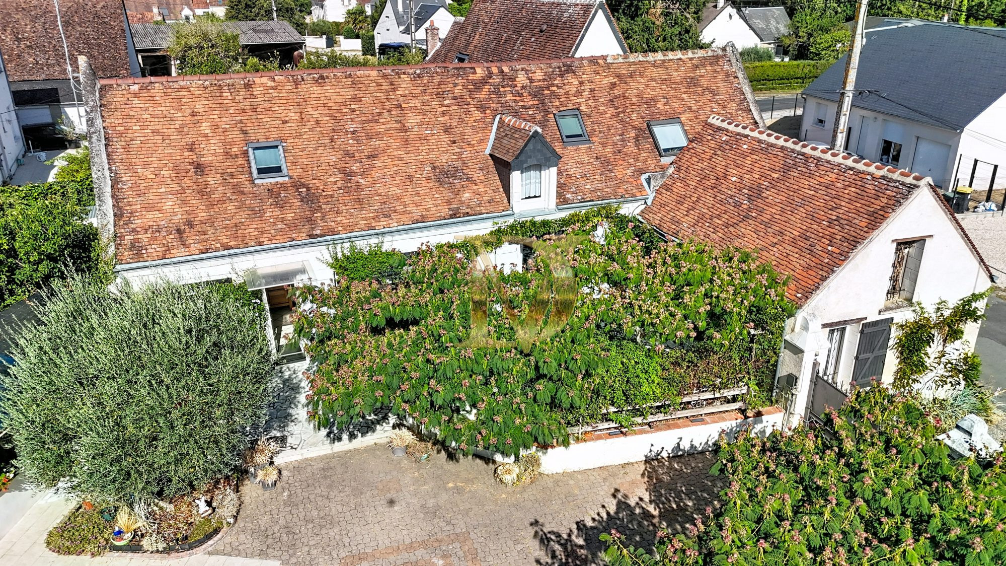 LES ALBIZIAS, Longère 144m² sur Civray