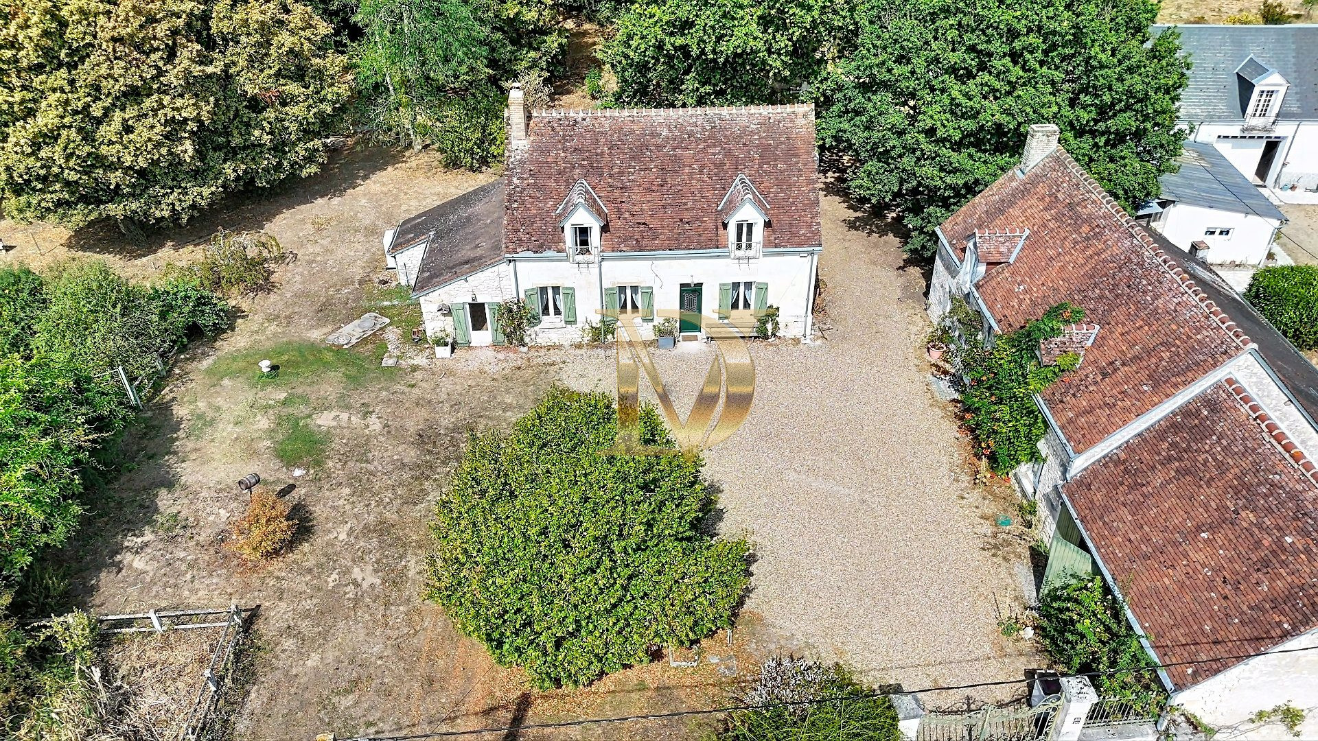 Le Clos des Roses, Ensemble de longères sur Pontlevoy