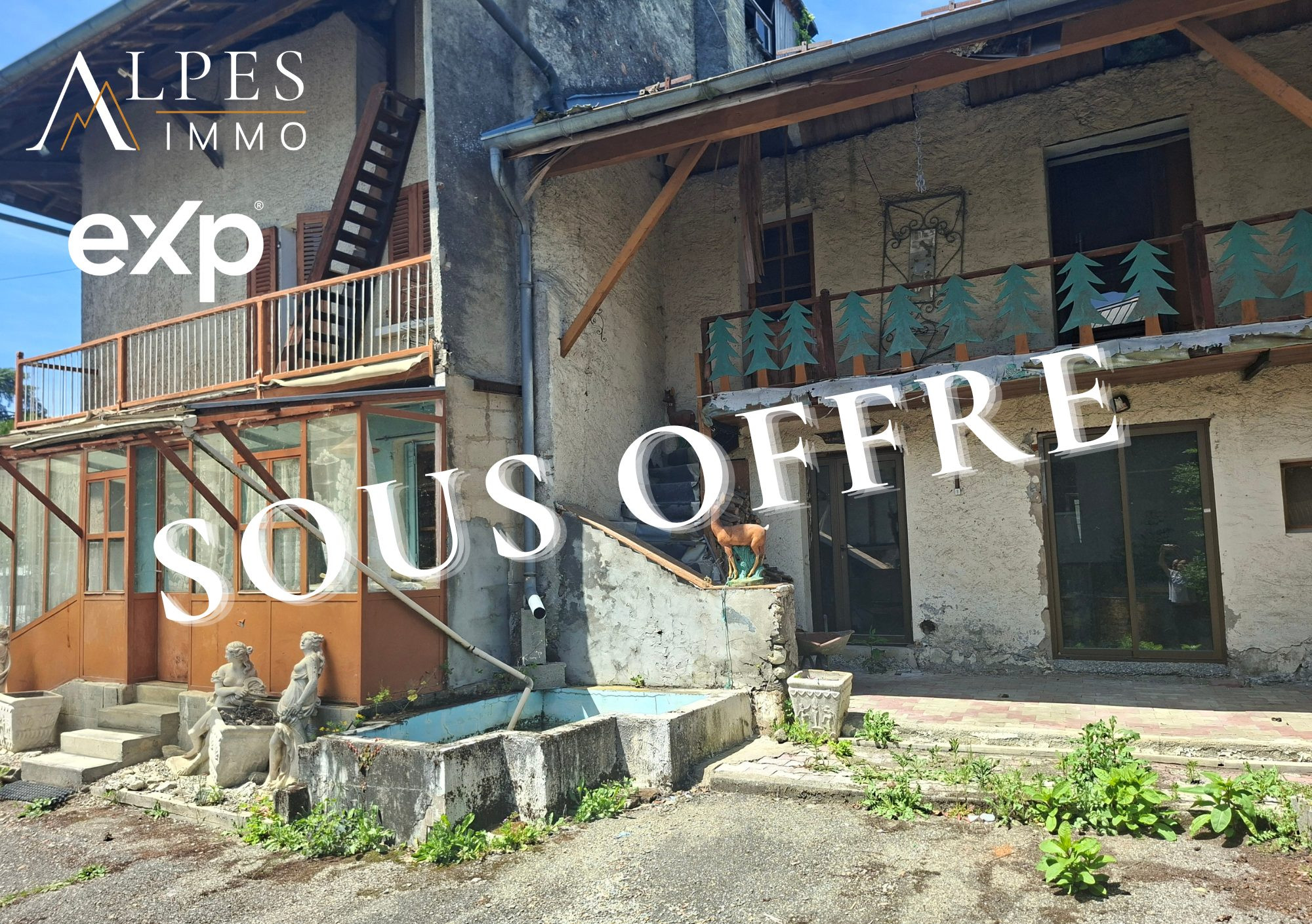 Lot de 2 maisons + grange avec cour et jardin, à vendre à PLANAISE (73)