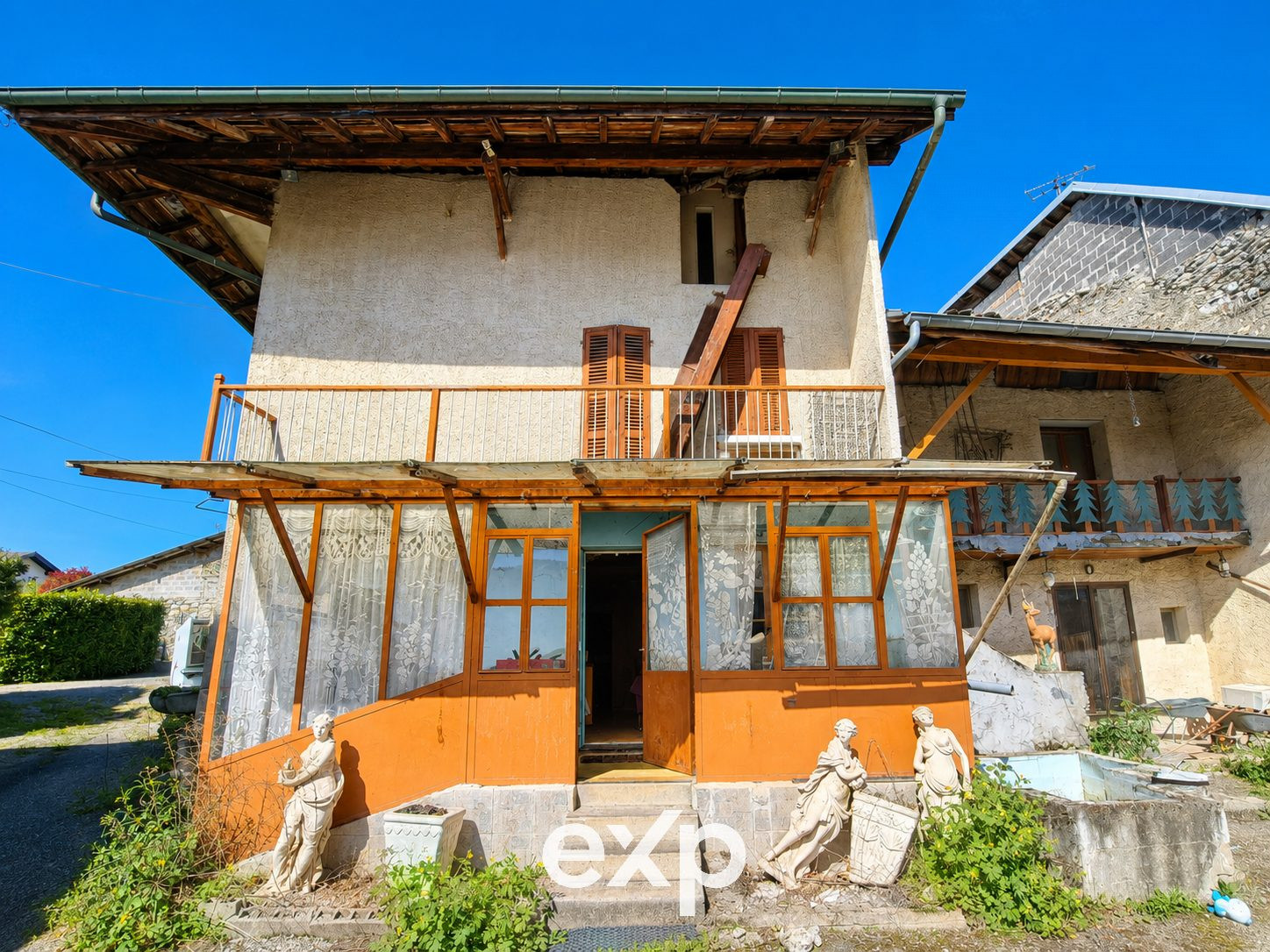 Maison à vendre à Planaise, 260 m²