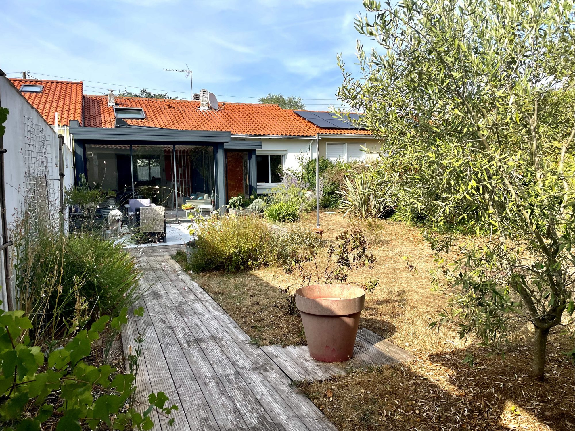 House of 160 m² - La Genette District 5 minutes from the Mall 3