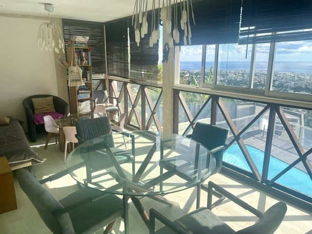 Maison à vendre à ST DENIS, 186 m²