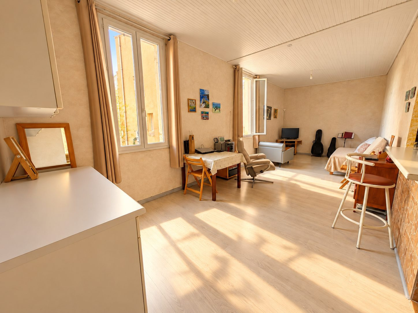 Mitoyenne 1 côté à vendre à Béziers, 120 m²